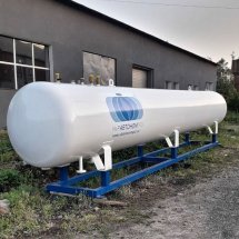 Нова ємність 9,5 м3 на рамі з запірною арматурою