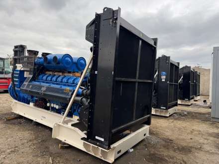 Генератор дизельный 2000 кВА (1600 кВт) с двигателем Perkins - Фото3