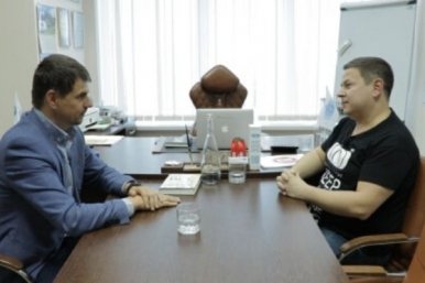 Руслан Соболь зустрівся з бенефіціаром «УкрАвтономГаз»